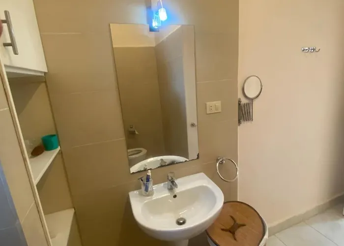 Spacious 2br Pool-view In Hadaba