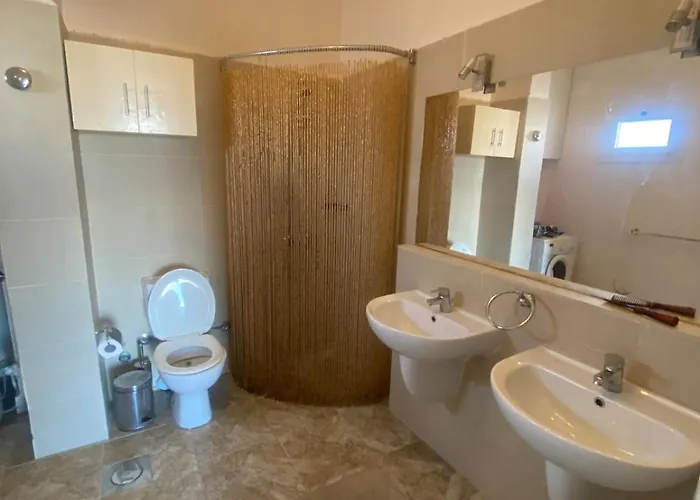 Spacious 2br Pool-view In Hadaba Apartamento *