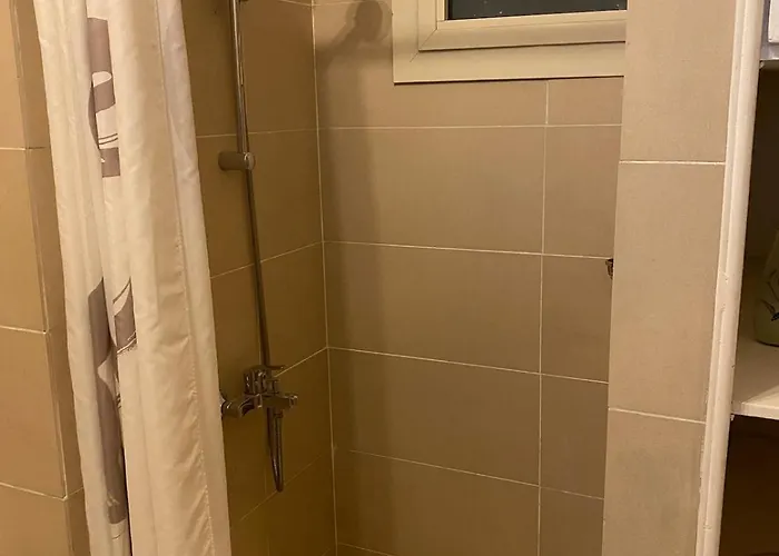 Spacious 2br Pool-view In Hadaba *