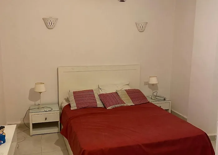 Spacious 2br Pool-view In Hadaba