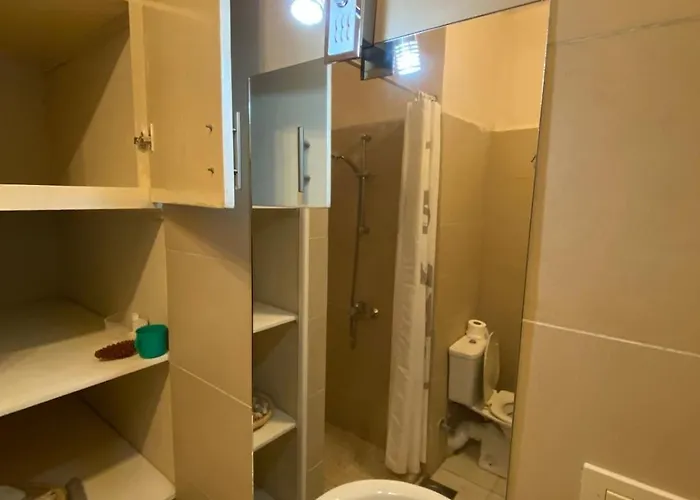 Apartamento Spacious 2br Pool-view In Hadaba *